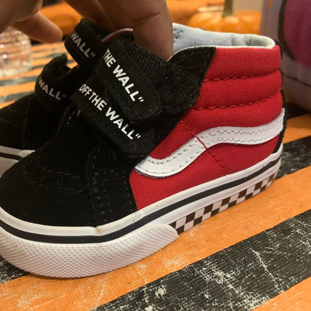 OFF THE WALL VANS